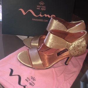 Brand new Nina high heels